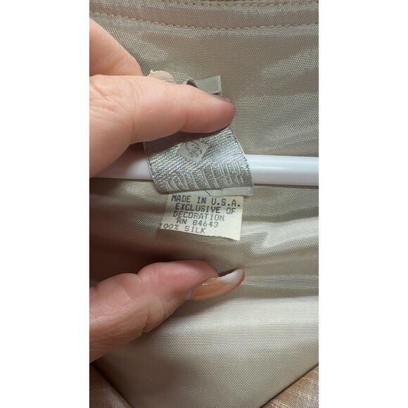 VINTAGE Watters 100% Silk Champagne Off Shoulder Pleated Peplum Blouse Top - Picture 10 of 13